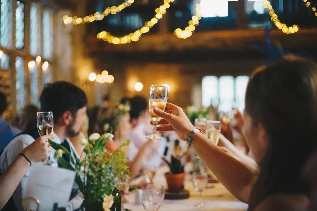 日本人遇到不想去的应酬酒会都怎样花式拒绝