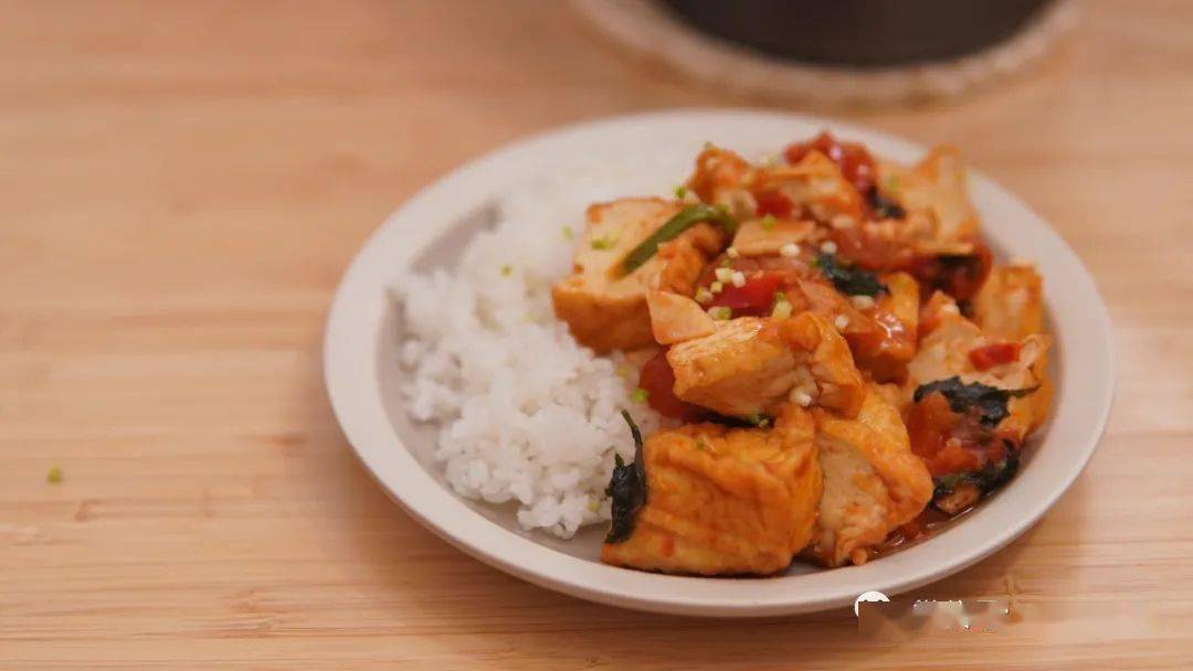 小奶锅|油豆腐盖饭