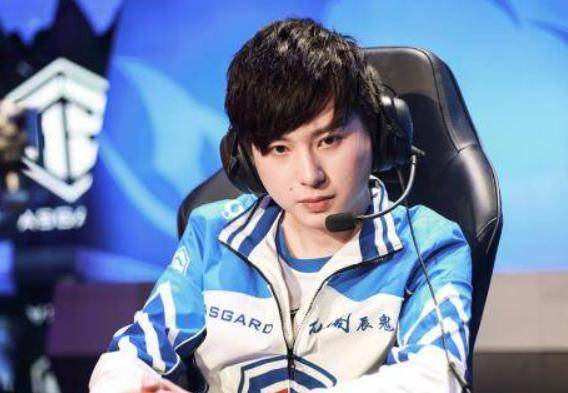 kpl首届fmvp辰鬼回归加入马场大家庭草莓去世后首次露面