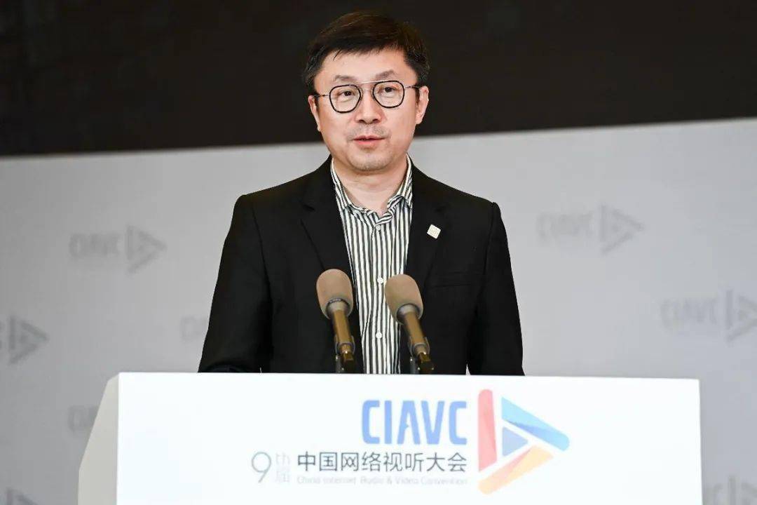老总短视频_老总泡妞高手视频(2)