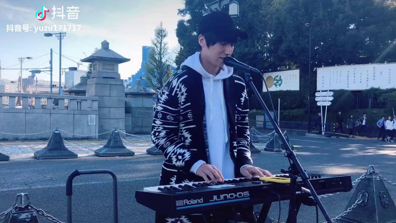 happybirthday平冈优也日本街头卖唱