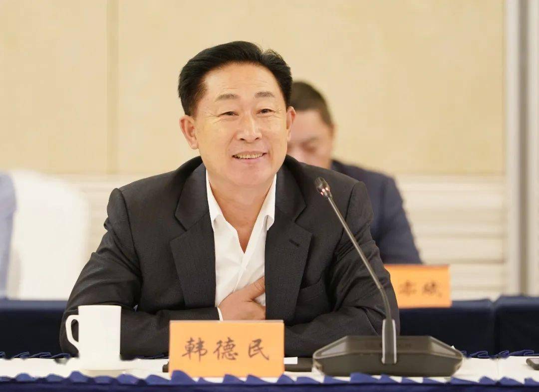 中国工程院院士,中国医疗保健国际交流促进会会长韩德民指出,在新的