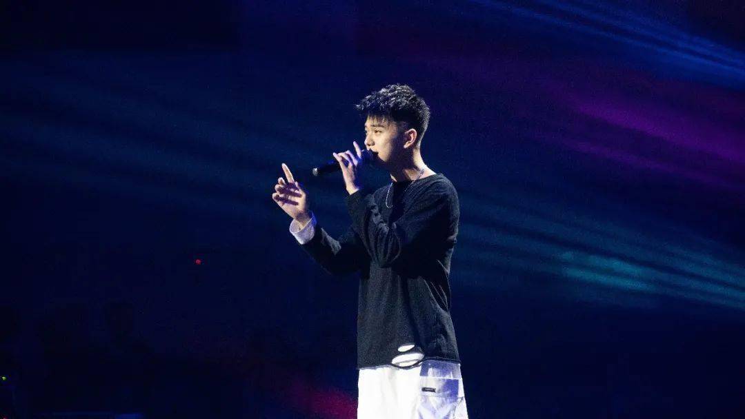 未来的你 歌曲 38405a4061ad43acb7c787493daff78b.jpeg