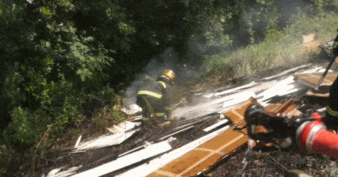9a74979a32094d61a5f8dde65ed424fe.gif