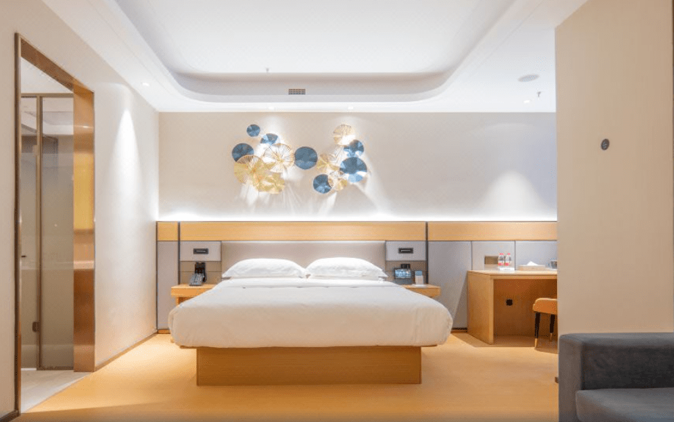 花博美宿入住崇明万信r酒店拥抱商圈开启夏季夜生活节