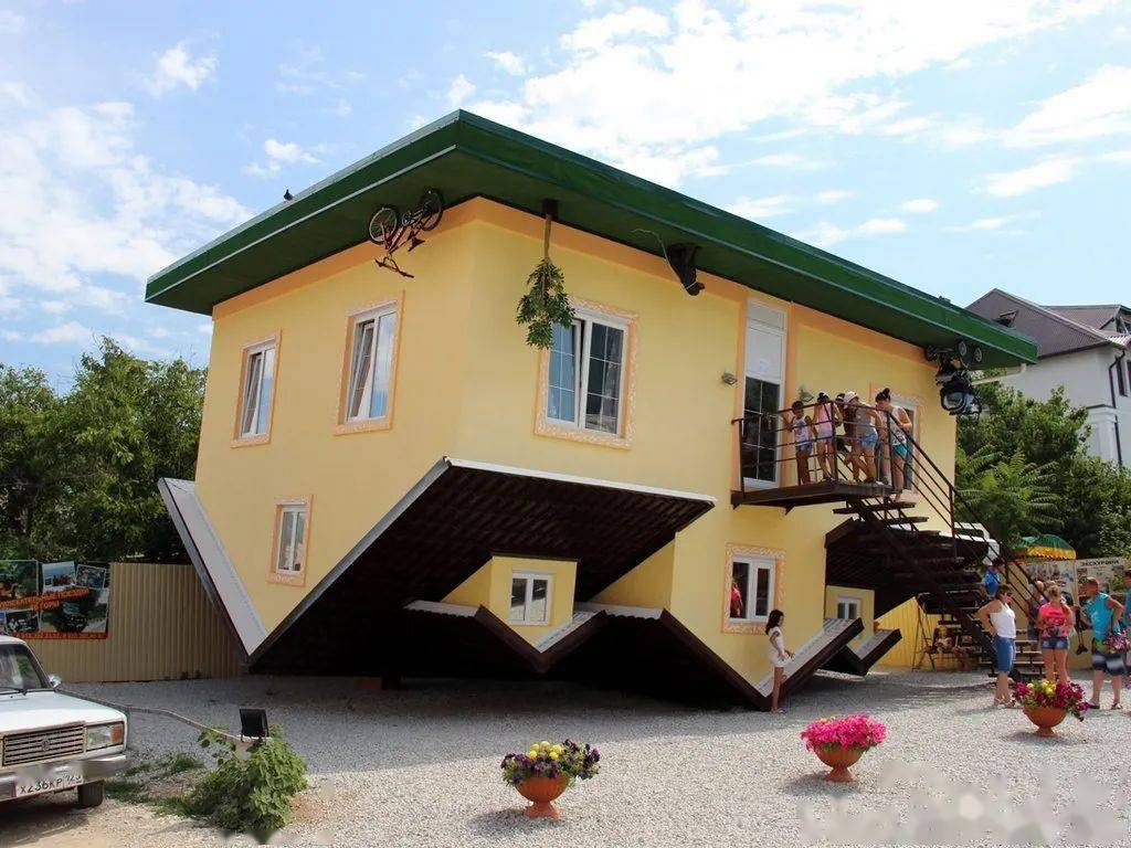 奇形怪状的房子图片