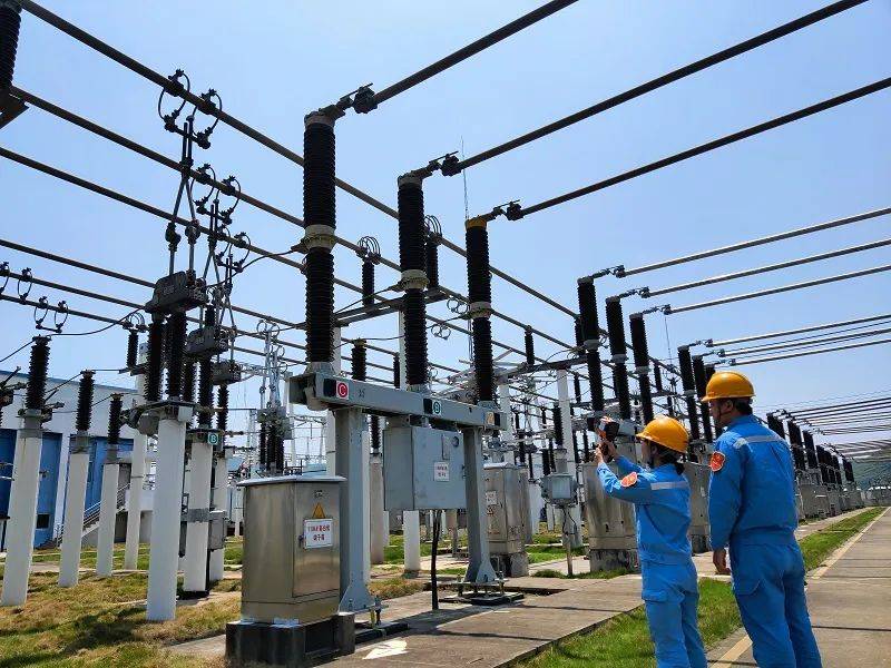 贺州高考供电保电现场直击!一切妥妥哒