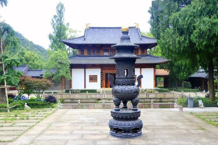 天台摄记之跟着镜头攻略宝华禅寺:四环翠峦,三萦碧水,清幽之境