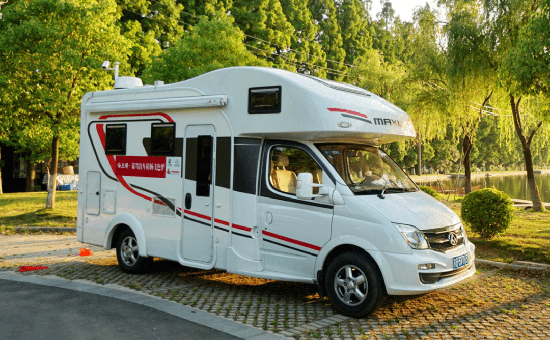 想要躺平那就来看房车吧这几款价格不贵c2驾照就能开