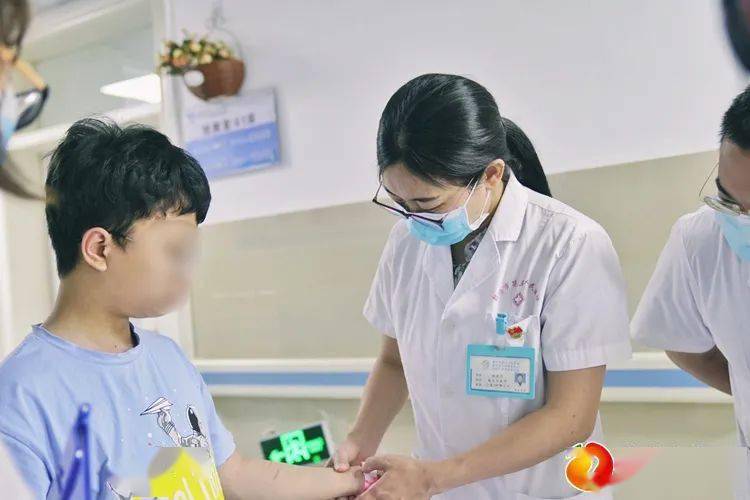 什么是青少年抑郁症 c9f304347ee14cc6b2fb5dd8443fae92.jpeg