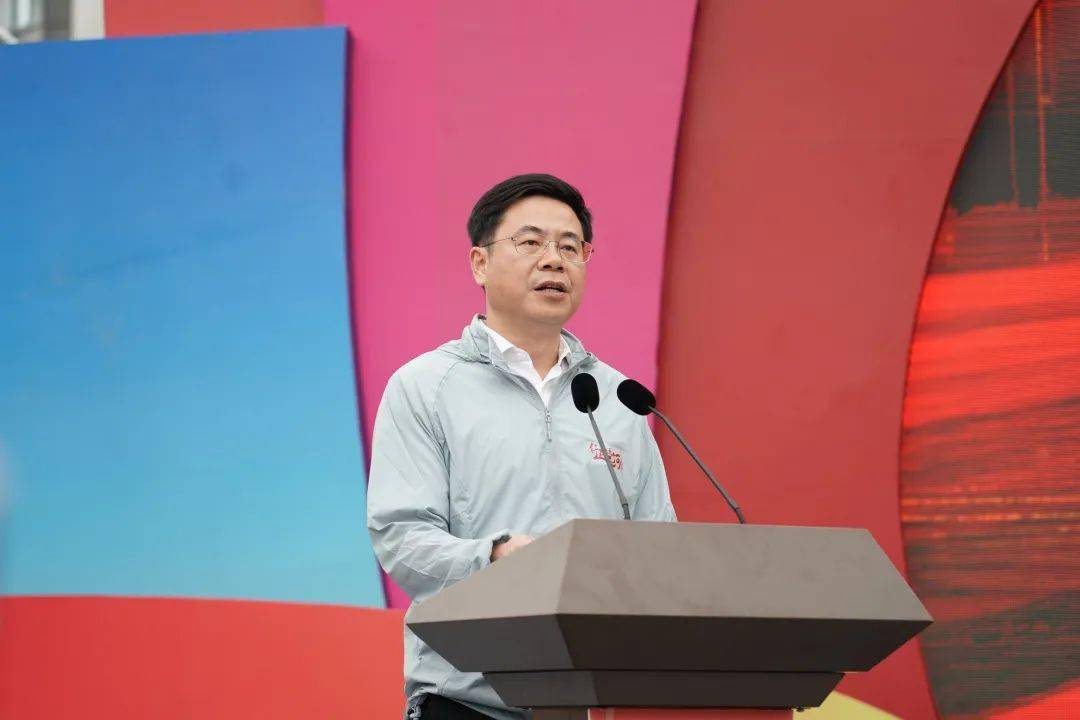 健步走大运开启新征程1600余人常州行走大运河