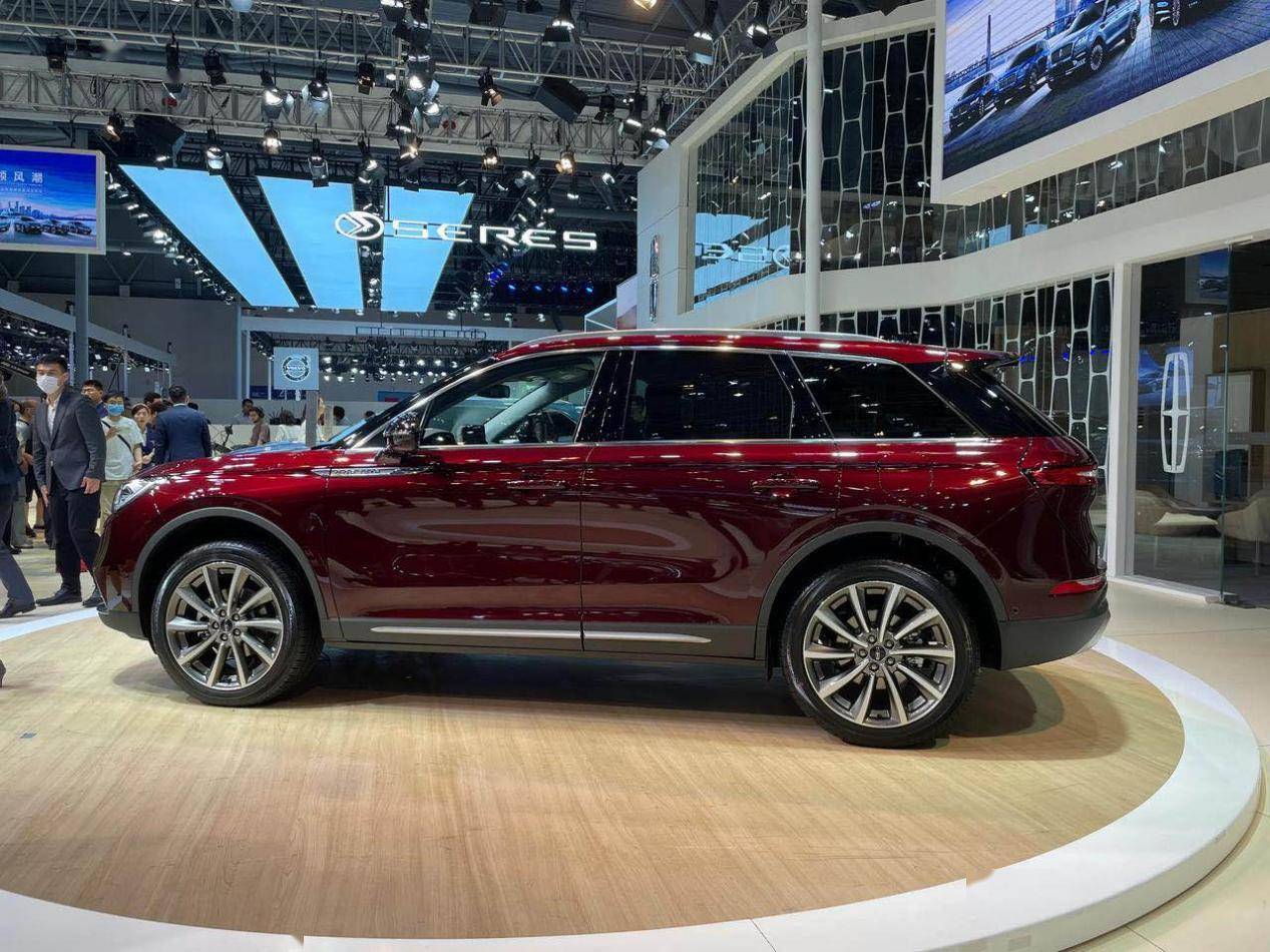 重庆车展加量不加价新款林肯冒险家正式上市