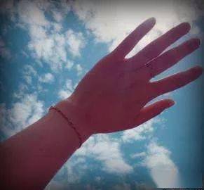 手是不是早晨比晚上小 3a2f8f58cada4049b3bbd8c7de7606ea.jpeg