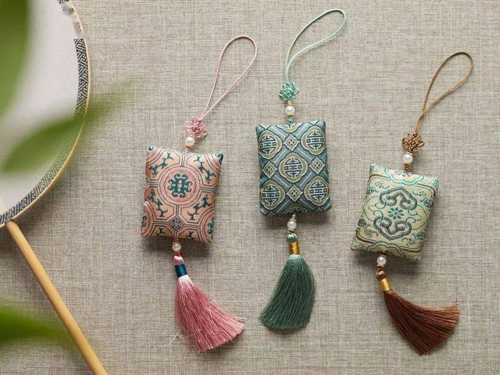 又是一年端午节艾草香囊五月芳