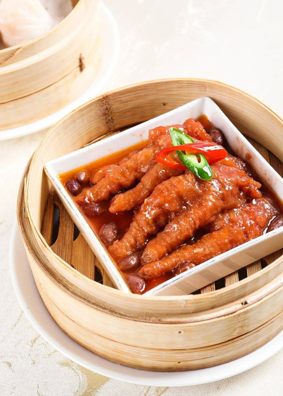 188元4人餐!豆豉蒸凤爪,烧味双拼,避风塘九肚鱼.