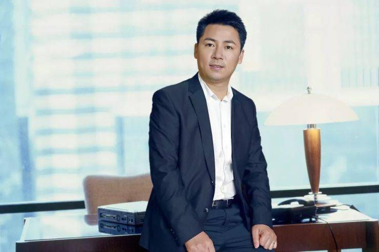 新希望地产张明贵的隐形杠杆