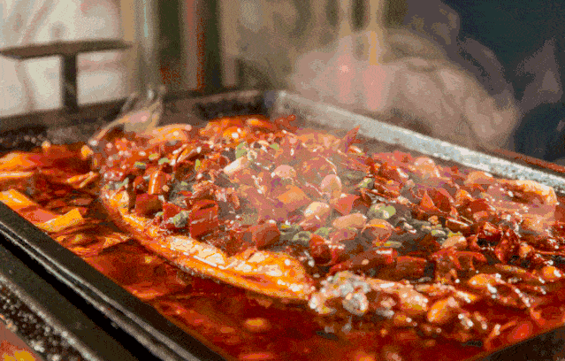 灶丰年嗨鱼烤鱼届的神级大佬风靡龙游的烤鱼终于来啦69元享烤鱼套餐