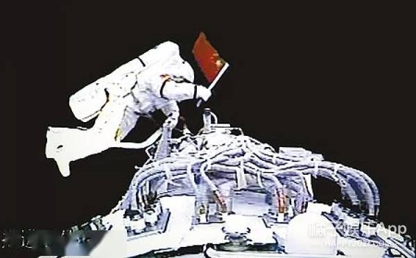 飞行员|这才是顶流！神舟十二号发射升空登顶热一，铭记历史致敬航天英雄