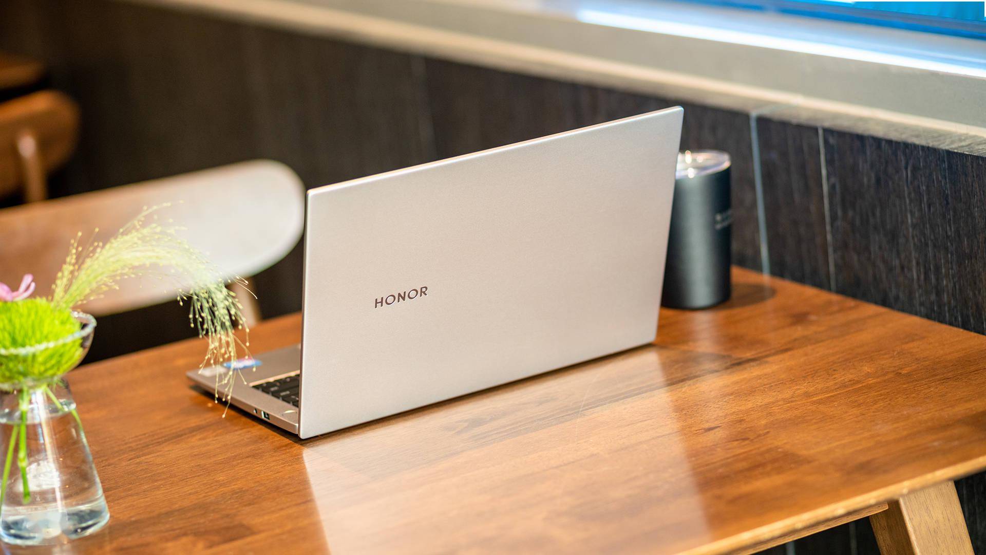 年轻人的职场利器荣耀magicbookx14图赏