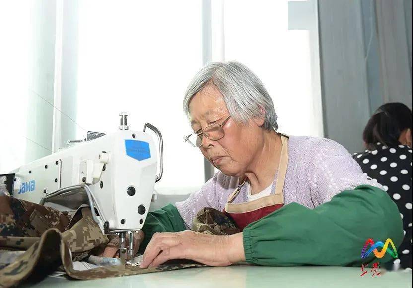 老粗布品牌排行榜_河头村:老粗布织出致富路