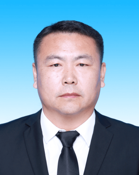 李茂江现任区旅游事业发展服务中心党支部书记,综合部部长,潭柘寺景区