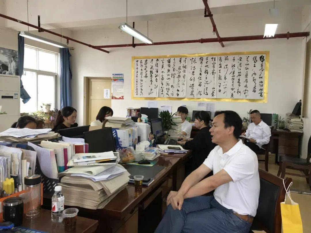 合作共赢情谊绵长——我校高三骨干教师赴贵州雷山民族中学支教_高考