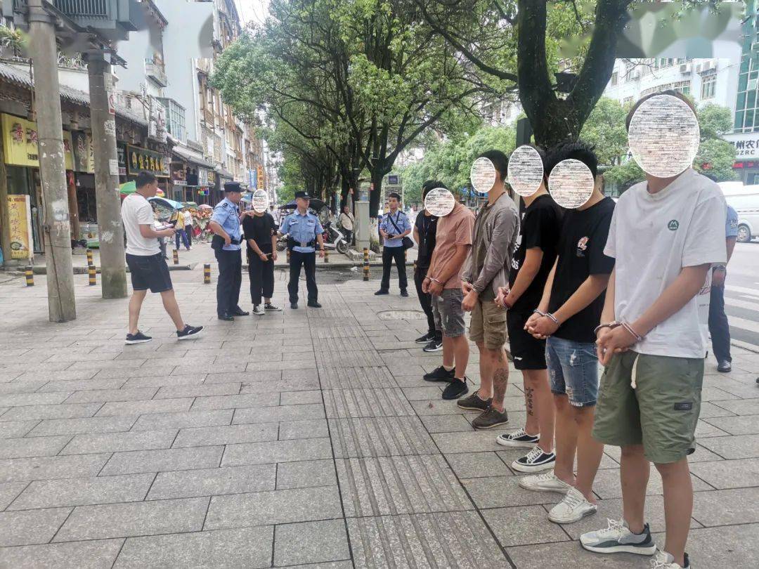 两人发生口角约架在政务中心门口聚众斗殴6人被刑事拘留