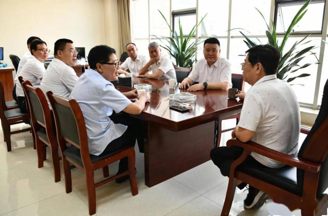 公司党委副书记,总经理刘安民,副总经理,总工程师石自新,行政管理部