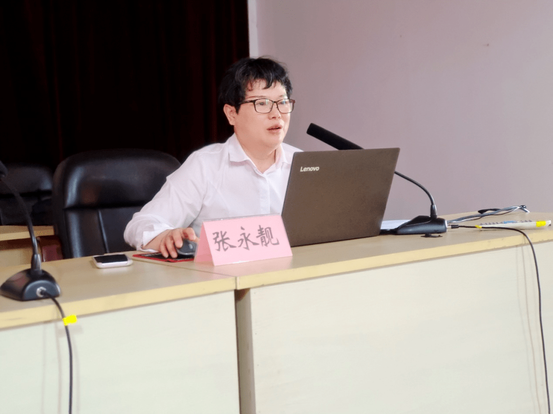 此次培训邀请宁海县云峰法律服务所张永靓法律服务工作者进行授课,为