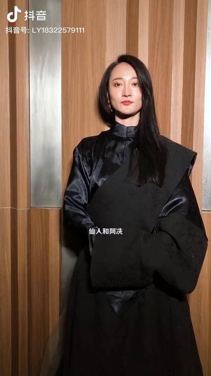 心口的白月光和眉间的朱砂痣哪个弟弟你更可苗苗vivi