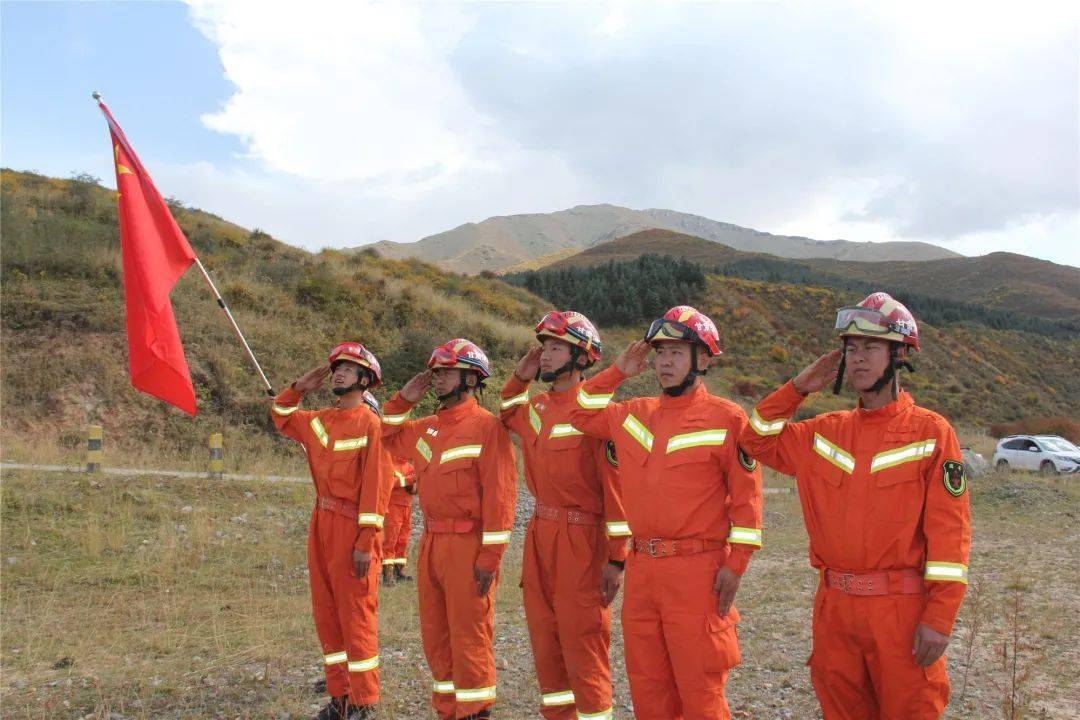 消防救援站先后4次被支队评选为"先进单位",2次被支队评选为"先进团