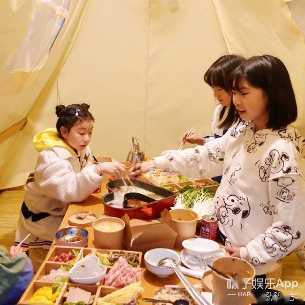 还记得《三生三世》里的小小素锦吗?她现在长这样!