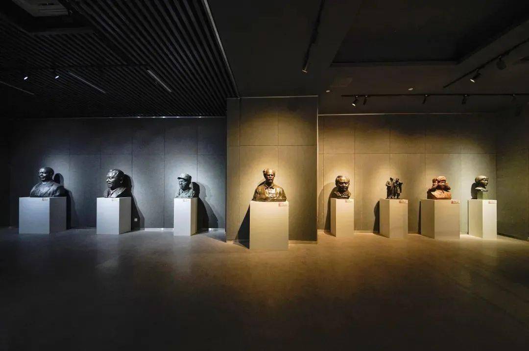 直播预告丨来看一场红色雕塑展 见证党的百年巨变_展览