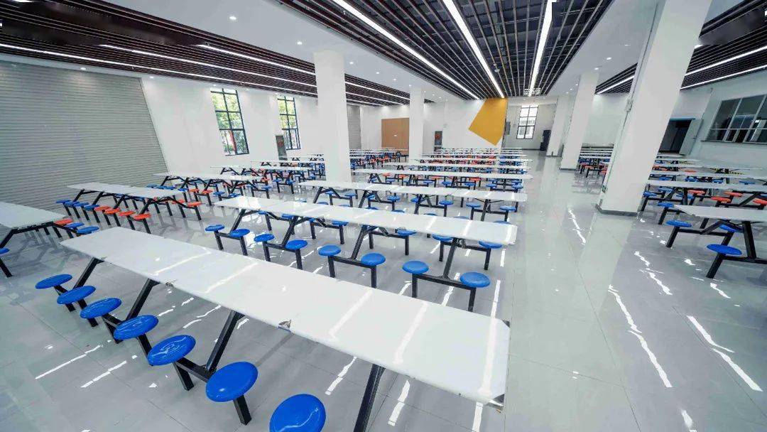 重磅襄阳五中复读项目招生计划优惠政策出炉