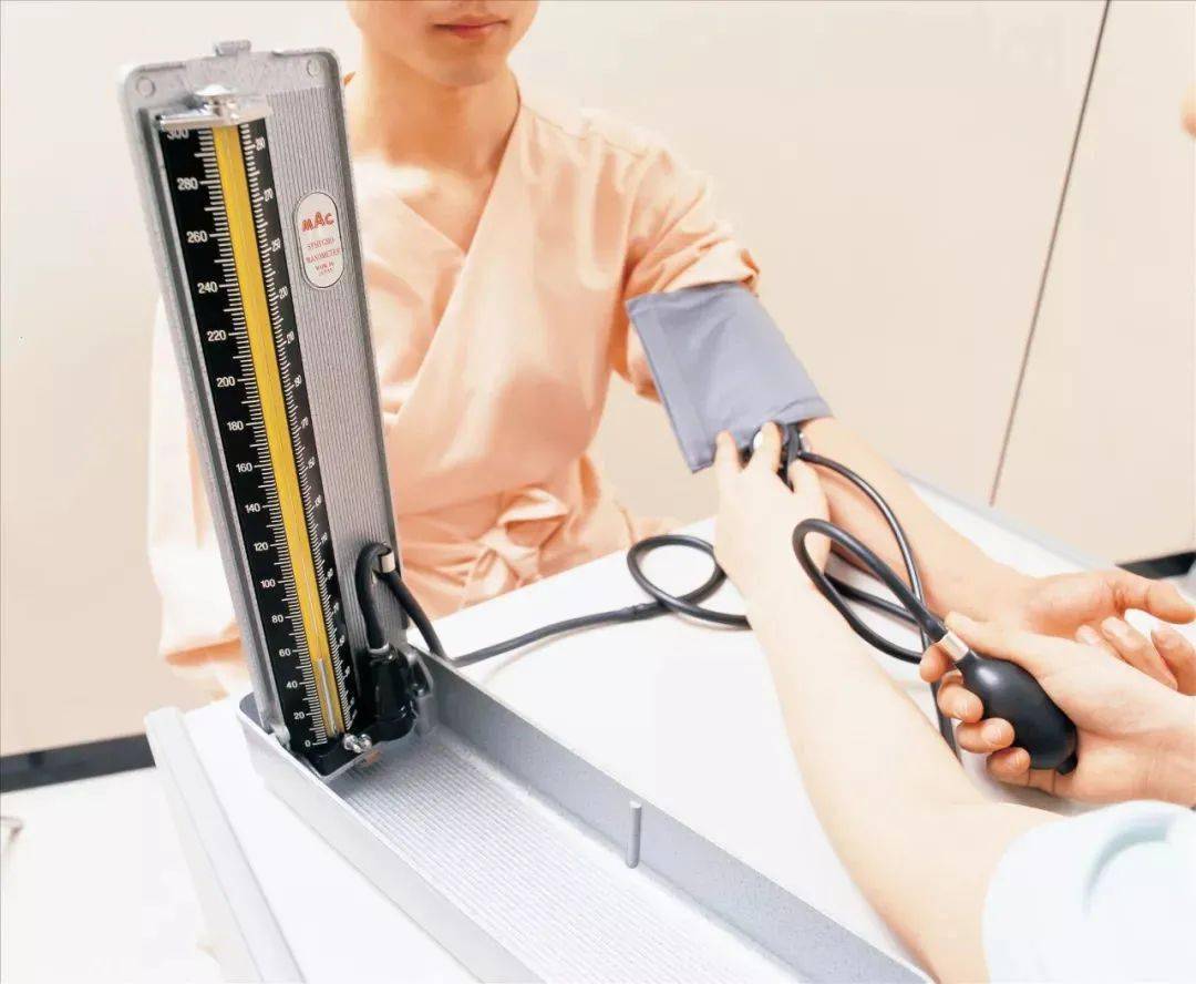 量血压的正确位置图片图片