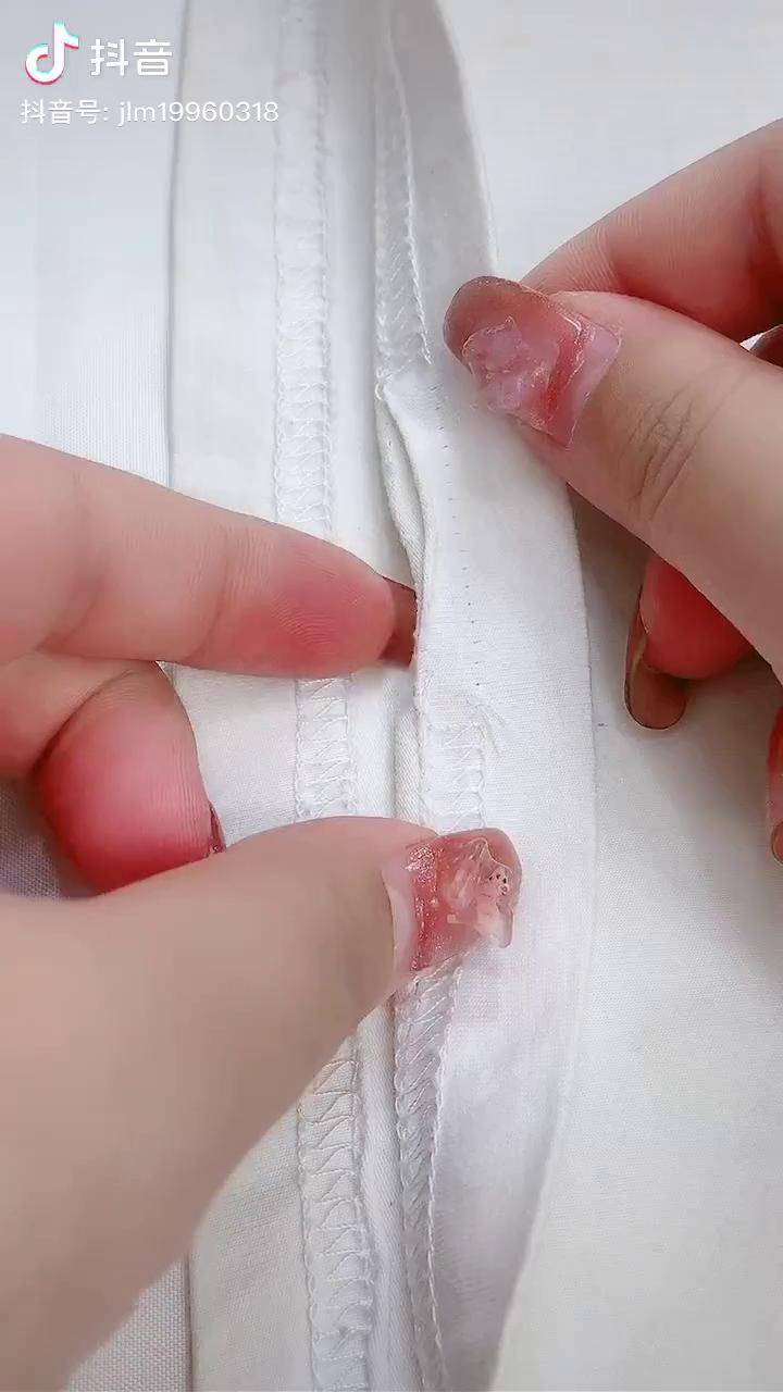 衣服脱线这样子锁边针线针线活抖音正能量dou小助手