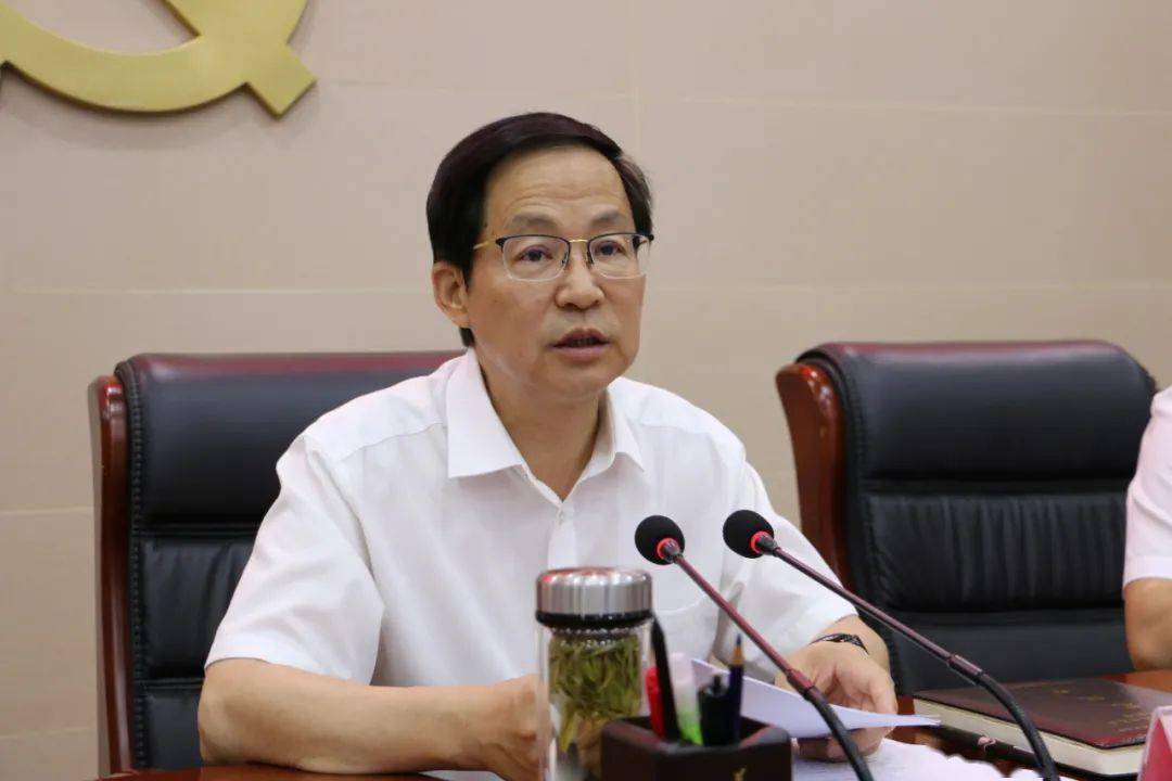 整顿工作领导小组组长田一泓主持召开全县政法队伍教育整顿总结大会