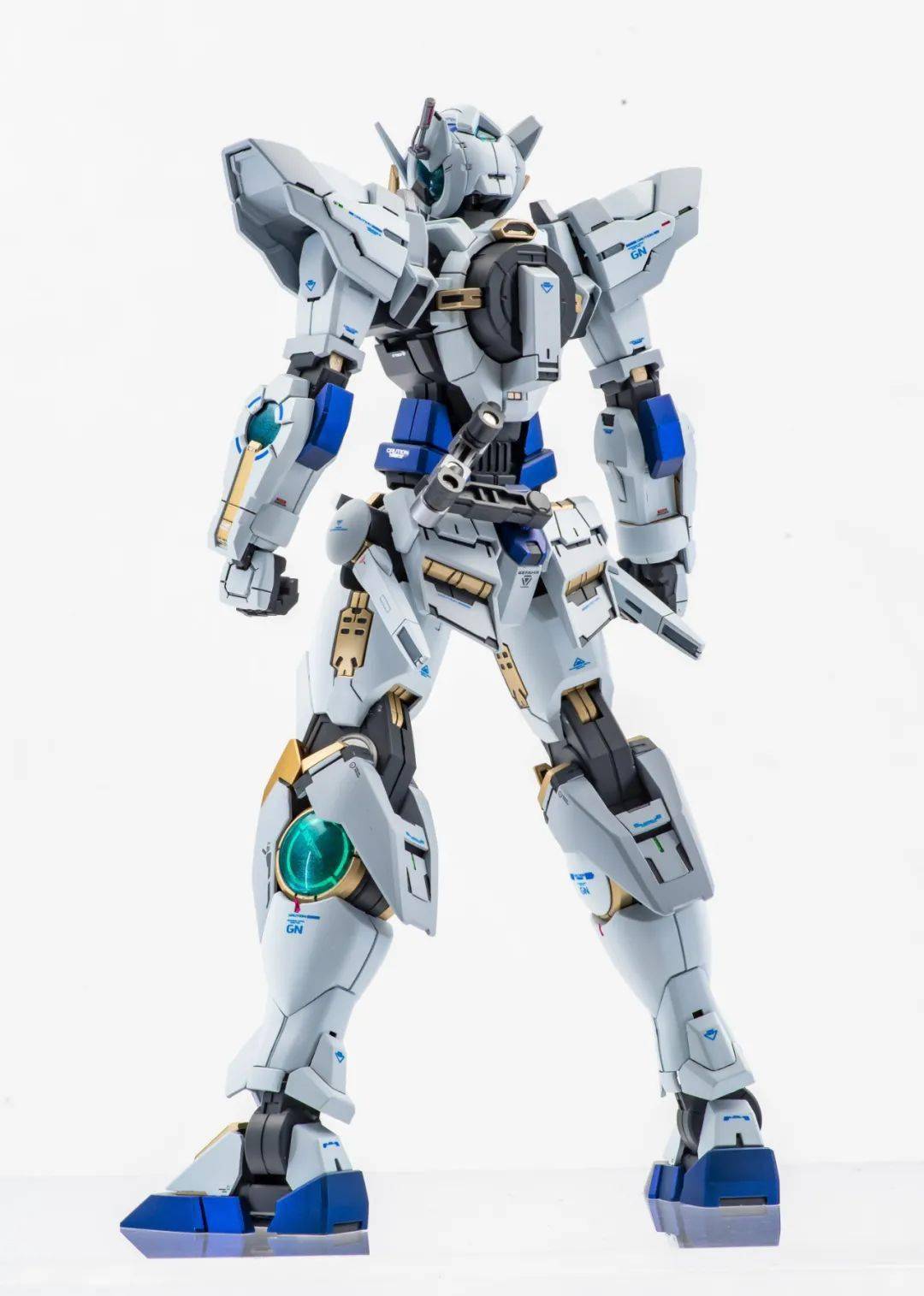 红黑搭配也不错megasize 大号绿扎二次元涂装新品:robot魂