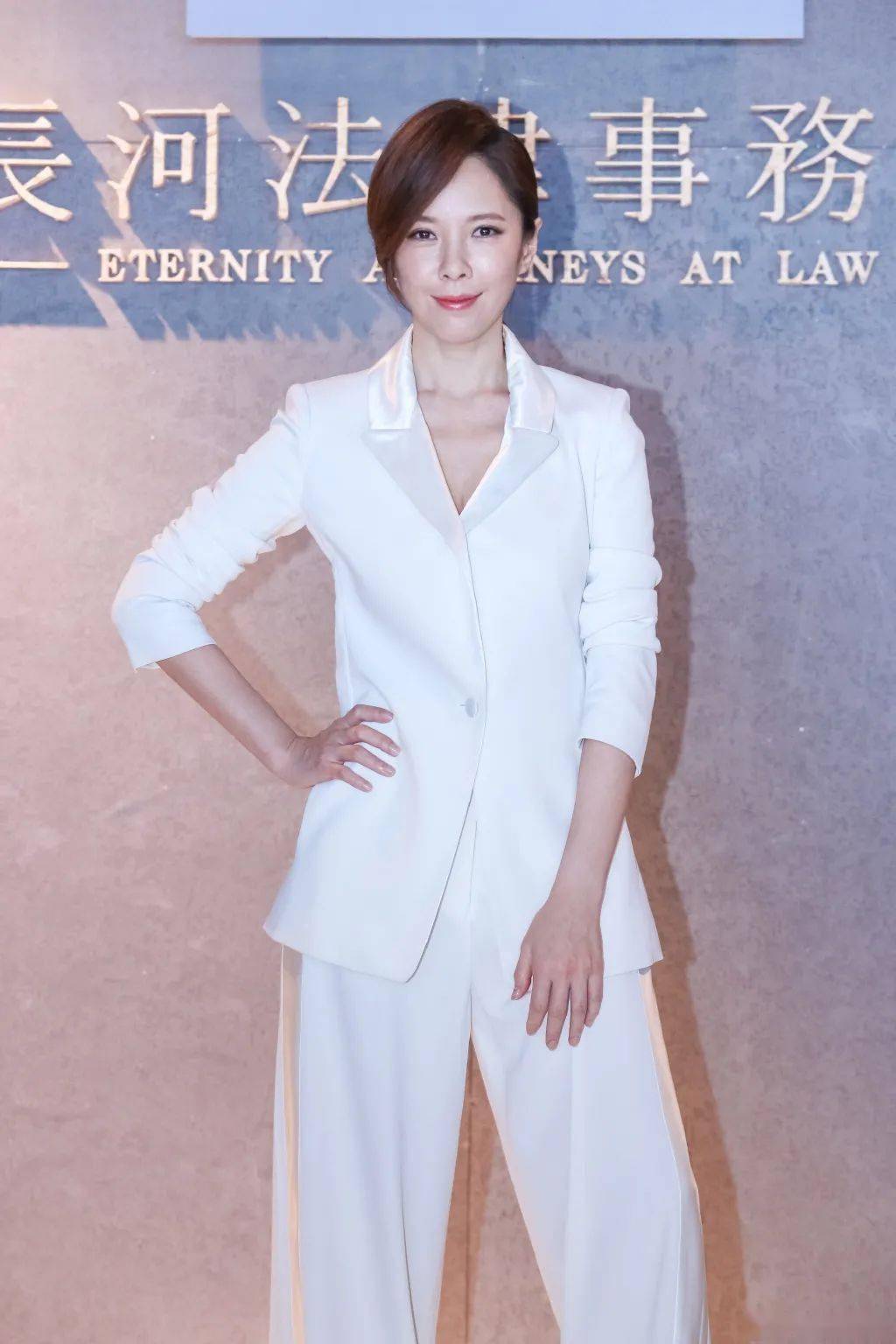 《第八号当铺》的女主,成年才明白自己为什么喜欢她_天心