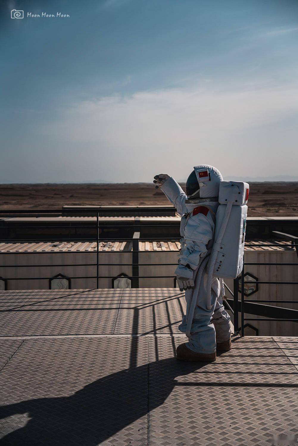 打卡最近爆火的火星营地穿上宇航服拍的大片太有感觉了