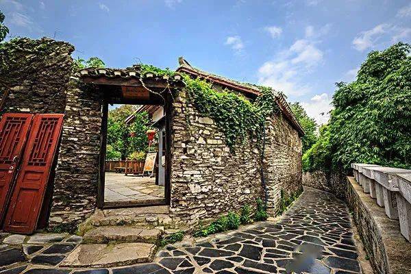 诗意江津在石墙院我想起