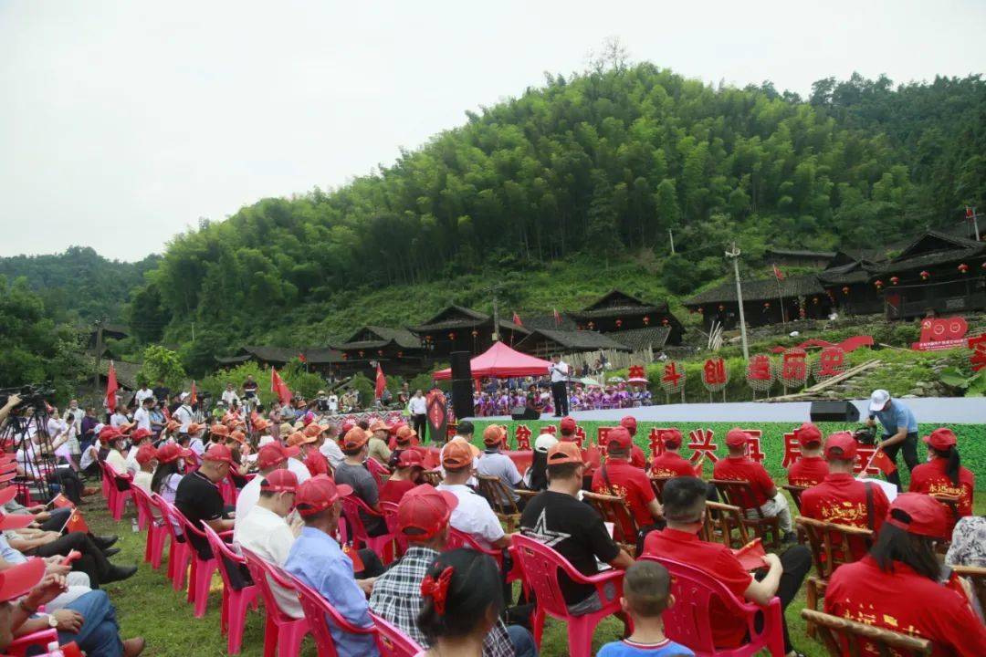 分享张家界四都坪乡牧笛溪村又火了
