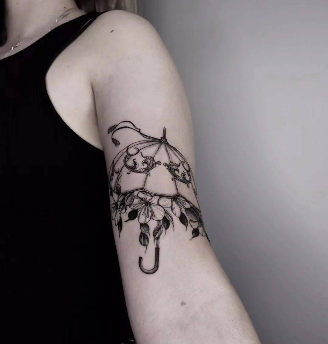 为我们遮风挡雨的雨伞纹身