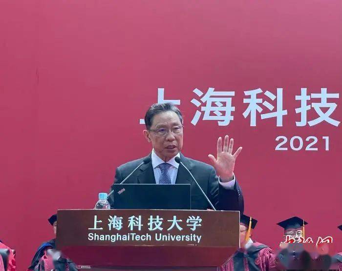 钟南山|“钟南山，一开口就是老凡尔赛了”