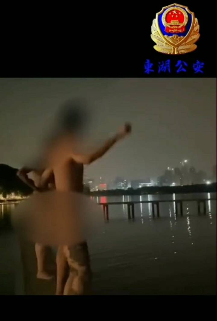 武汉纹身大师排行_辣眼睛!湖南22岁文身师跑到武汉东湖拍裸泳视频发朋友圈,警方:你...