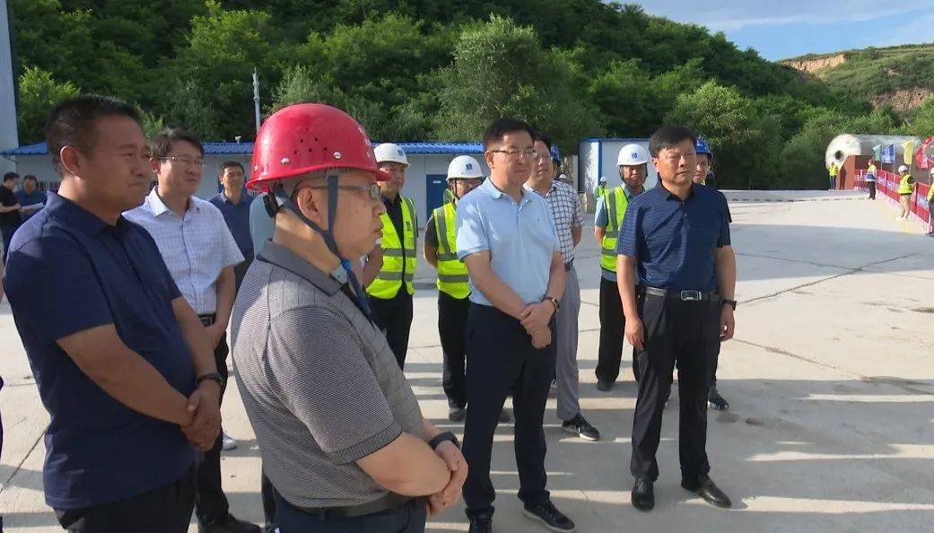 省政府督查组来华亭市督查2021年省列重大建设项目