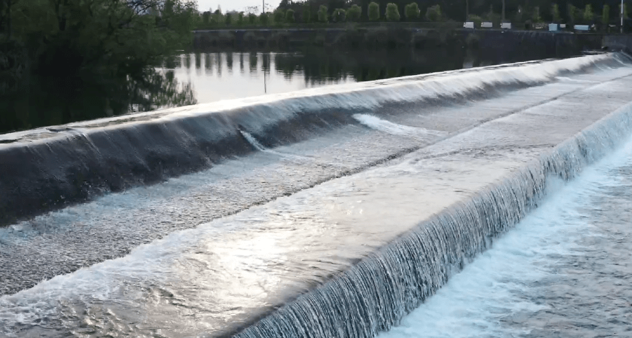 琴声清越的白沙溪从前梦想离开的山乡如今称之为故乡林漫浙江金华人