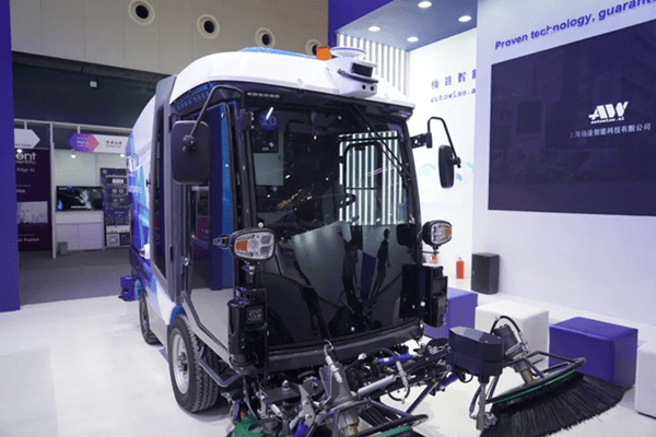 禾赛激光雷达高频亮相waic2021自动驾驶技术点亮智慧出行愿景