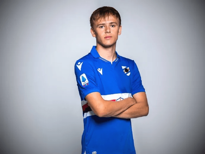 丹麦没能打进欧洲杯决赛,但意外收获了大放光芒的"00后"_达姆斯高