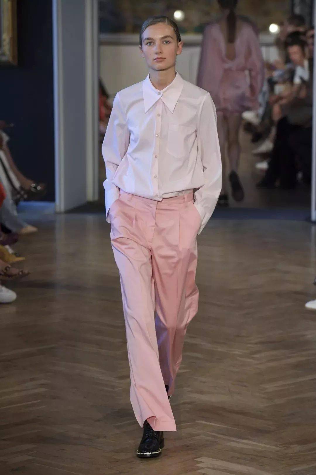 共和|夏季最美的上衣来了!显瘦时髦又高级,必火!!